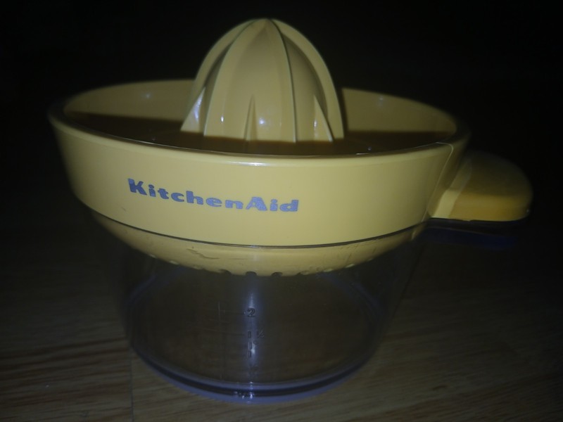 KitchenAid Citrus Juicer Clear Measuring Cup Orange Top 18oz Dishwasher Safe