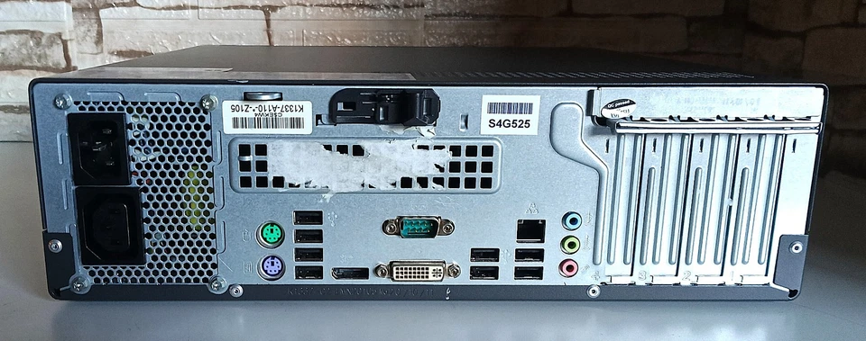 Pc Fujitsu Esprimo E700 I5-2400 / 8 GB / 500 GB / Kit Tastiera Mouse - Perfetto - Imagen 2 de 3