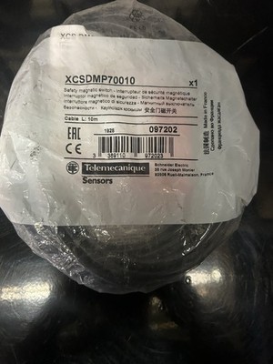 Schneider Electric Safety Magnetic Switch XCSDMP70010 w/ 10m Cable