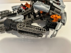 EXO TOA 8557 LEGO BIONICLE Complete w Instructions Good Condition
