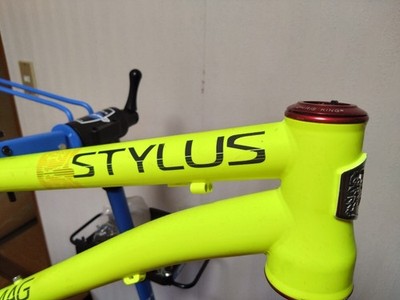 Chromag Stylus Freme Set 26in MTB Hardtail Neon Yellow Size S From