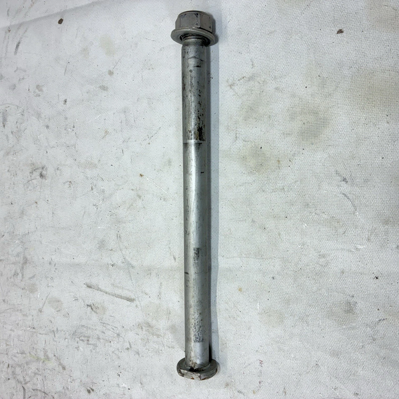 2006 - 2018 Kawasaki 2016 OEM KX250F KX450F Swing Arm Pivot Bolt 33032-0012