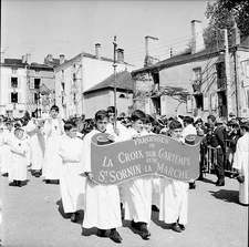 LE DORAT c. 1967 - Children Ostensions Haute-Vienne - Negative 6x6 - N6 NAQ12