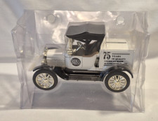 Ertl 1918 Runabout Coin Bank Buss Fuses Vintage Stock No 9333 Collectible 1/25