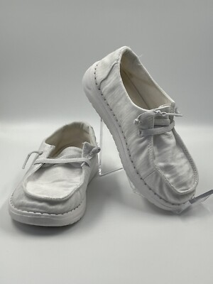 Drope Kids Size 11 White Slip On Sneaker