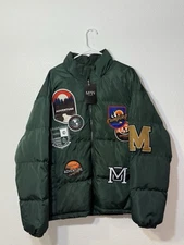 Oversize puffer with varsity badges size large boohoo man New With Tags