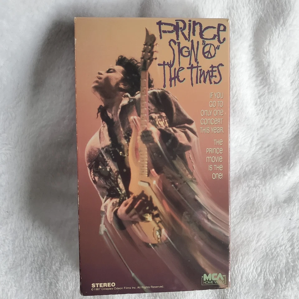 Sign O' the Times - Prince (VHS, 1988) - Great condition!  Great music! - Image 2 of 4