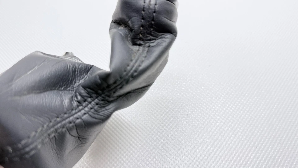 2019 - 2024 TOYOTA RAV4 CENTER CONSOLE TRANSMISSION GEAR SHIFTER LEVER BOOT OEM - Image 3 of 4