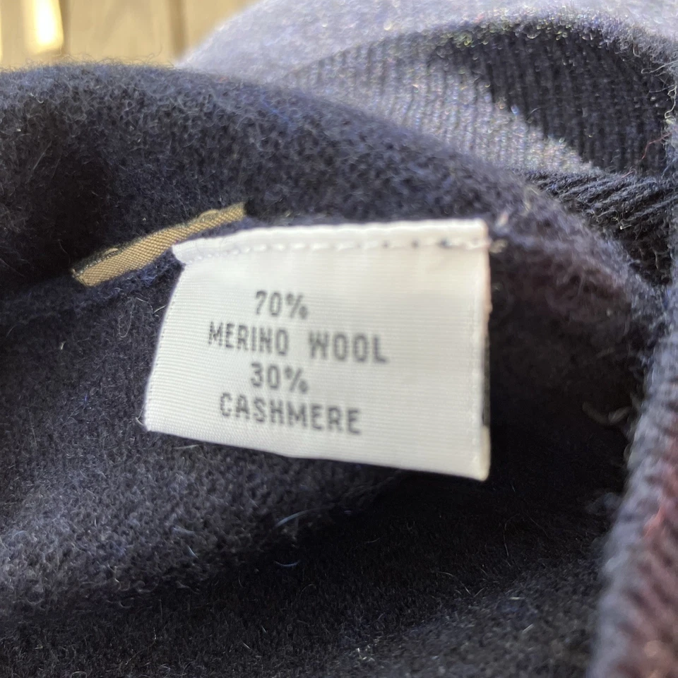 Suéter Ungaro Talla 50 Azul 70% Lana Merino Y 30% Cachemira. Foto 4 de 4