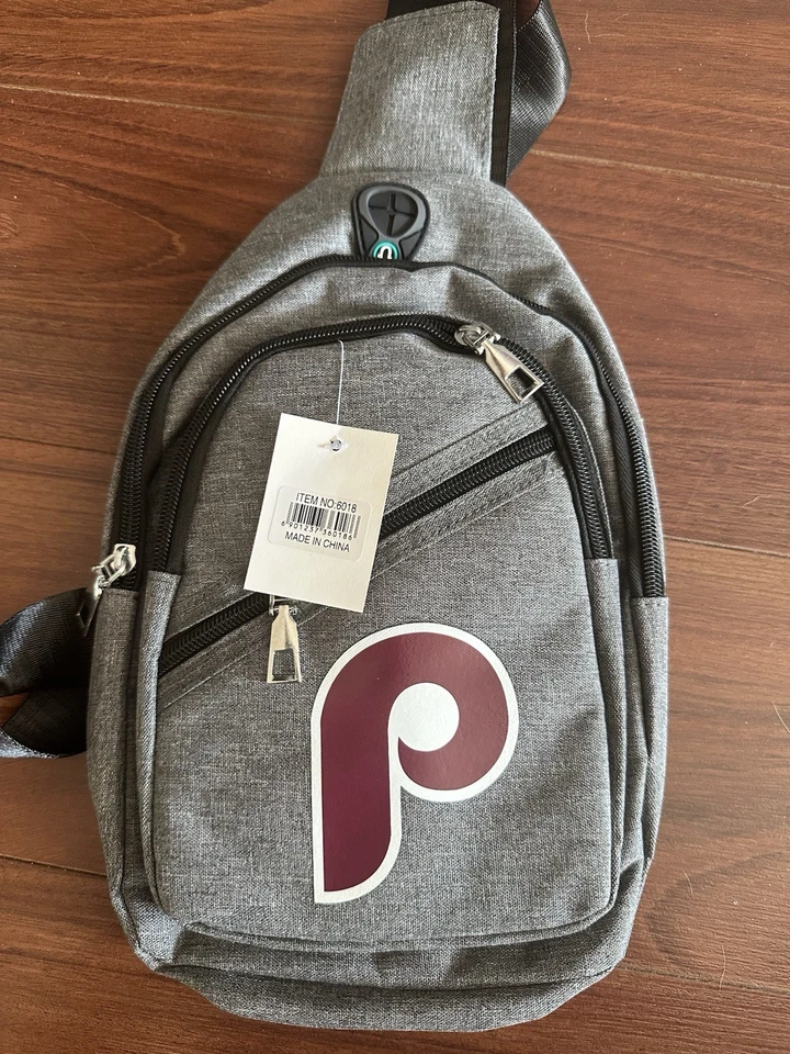 NEW 12”x8” Philadelphia Phillies CrossBag + FREE NEW Phillies Garden Flag COMBO - Image 3 of 4