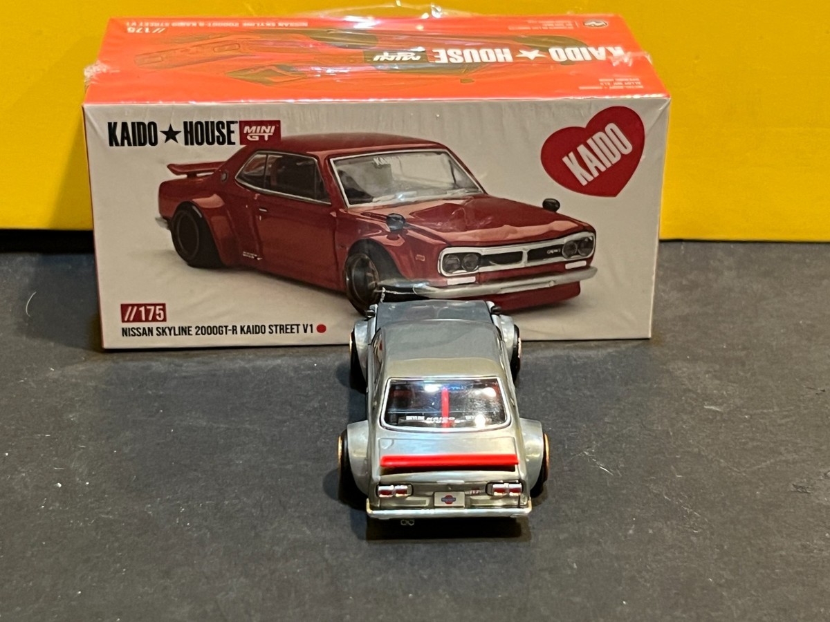 1/64 MINI GT KAIDO HOUSE CHASE CAR NISSAN SKYLINE 200GT-R