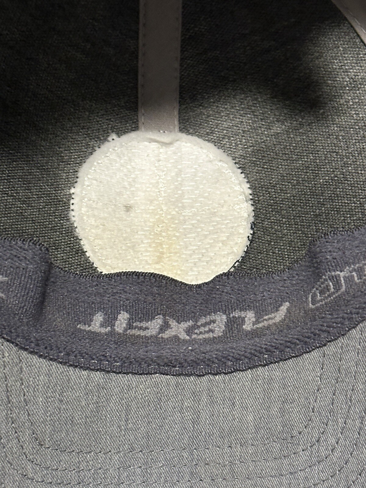 Travis Mathew The Patch Snapback Hat Heather Gray… - image 4