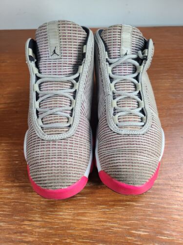 Nike Air Jordan Horizon 819849-019 Gray Basketball Sneakers Youth Size 1.5Y - Picture 3 of 10