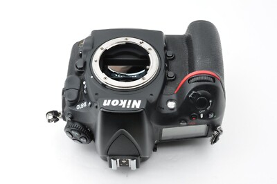 Mint SC:7370 (4%)] Nikon D810 36.3MP Digital SLR FX Body from