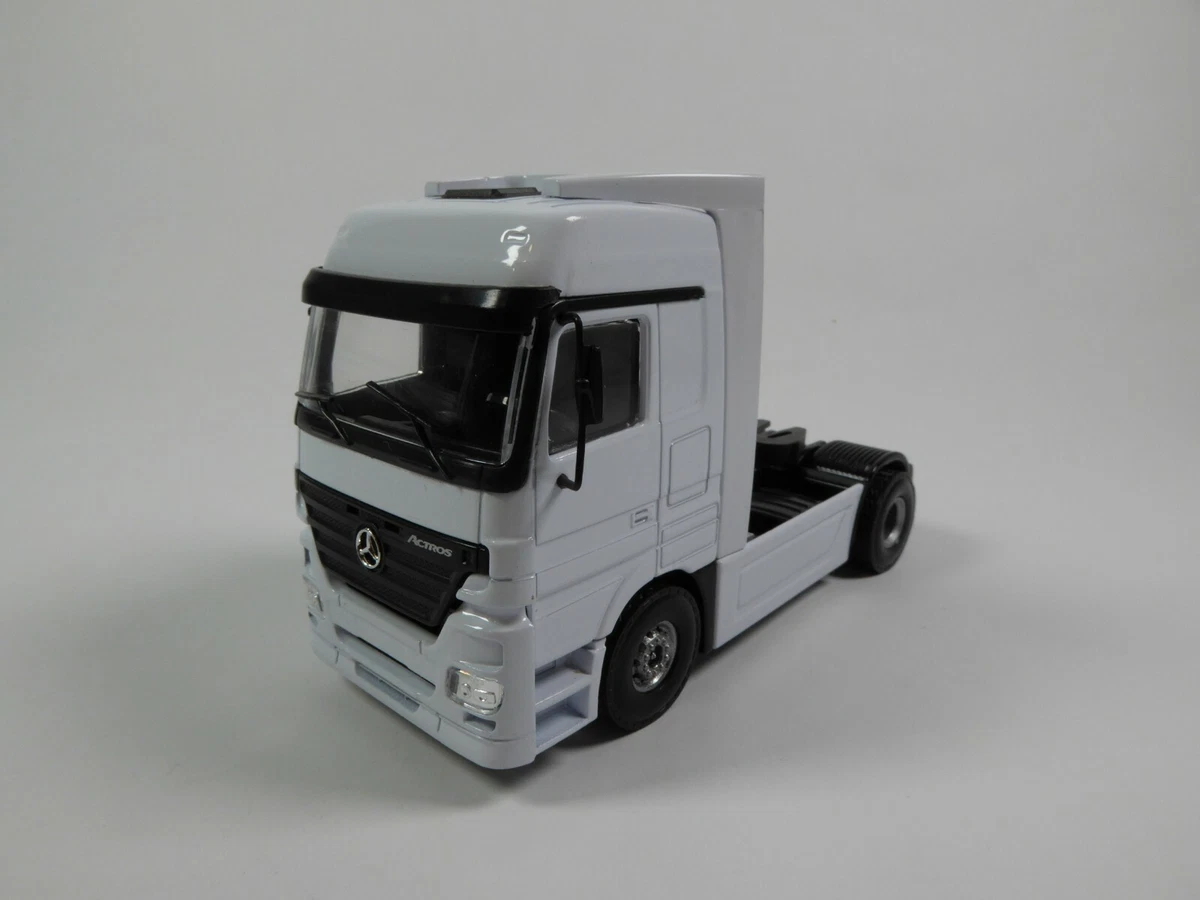 Camion sales mercedes miniature