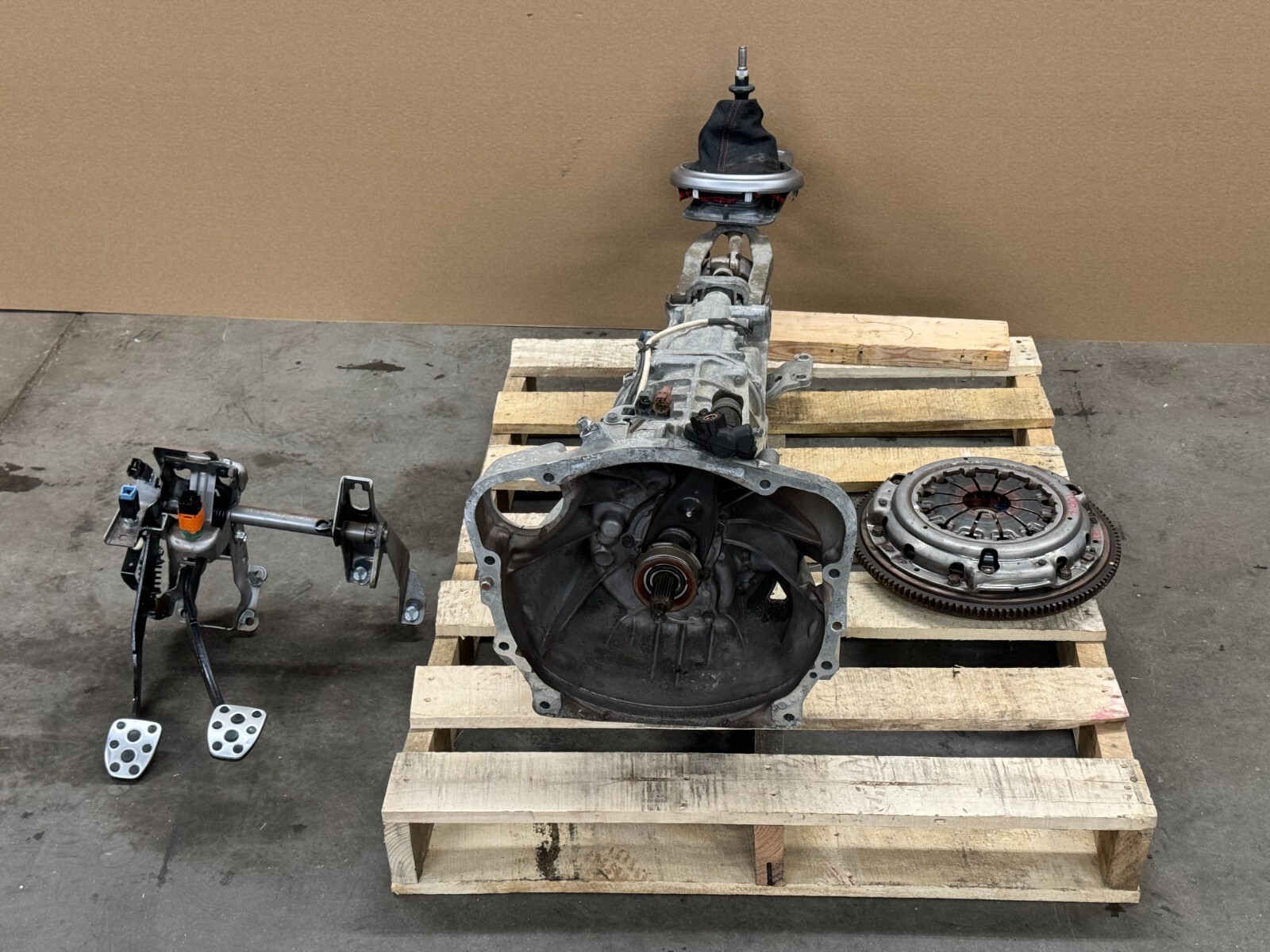 20132016 SCION FRS FRS MANUAL TRANSMISSION COMPLETE ASSEMBLY OEM