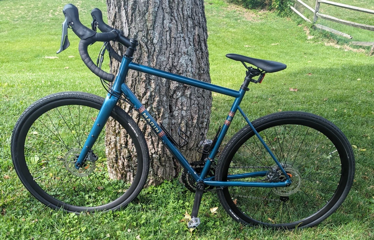 Marin Nicasio 2 New ridden once 56cm 700c tires Satin Blue Green Bike