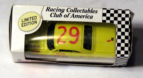 #29 Nelson Stacy 1963 Ford Legend Series1/64th by Racing Collectables die cast. - 第 2/7 張圖片