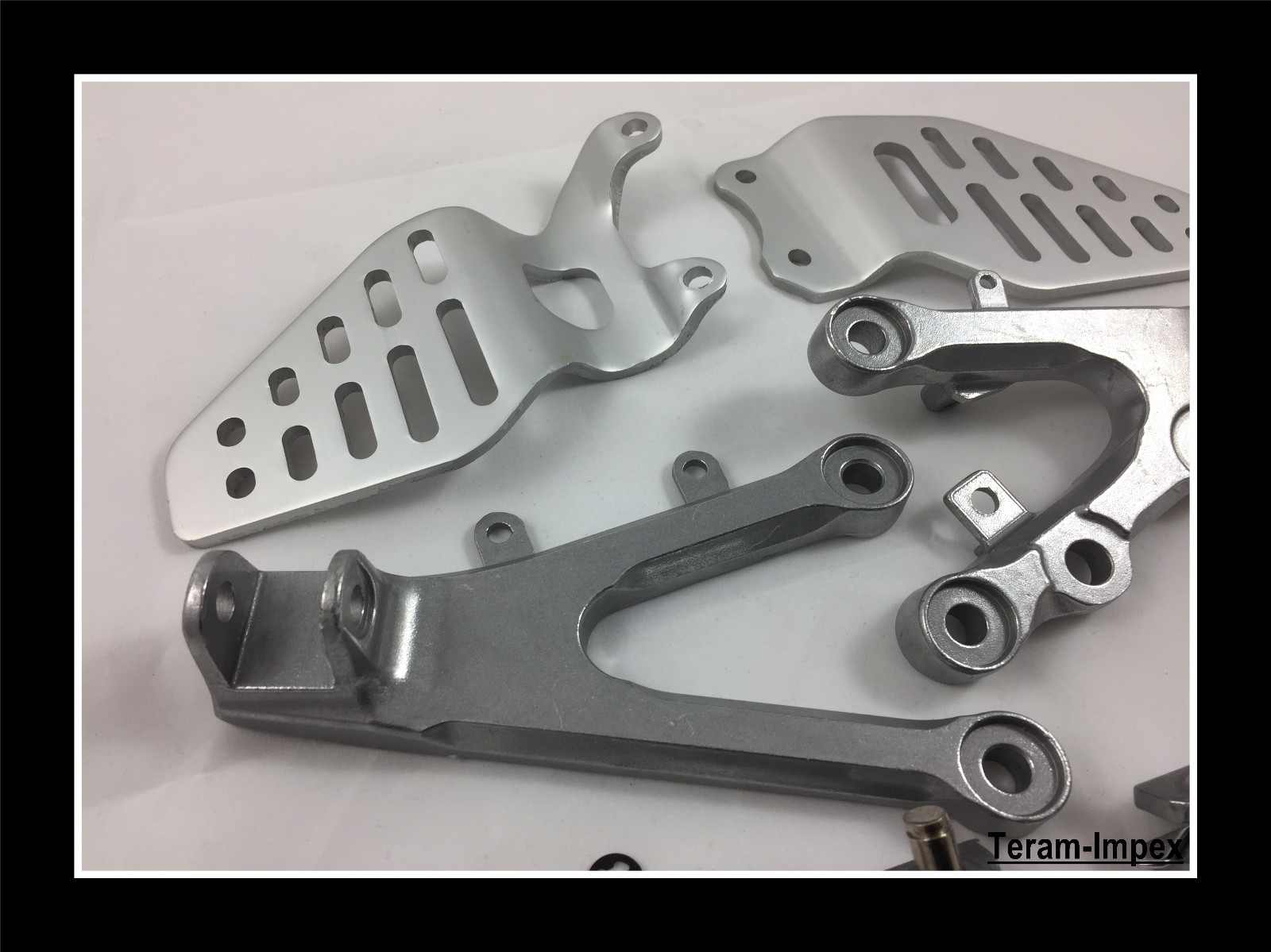 Platines Yamaha R6 2006-2015 en aluminium forgé pour un grip maximal sur piste
