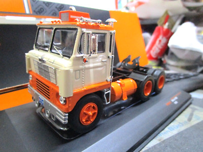 WHITE 7400 beige orange 1960 Truck LKW Camion Zugmaschine TR188 SP IXO 1:43