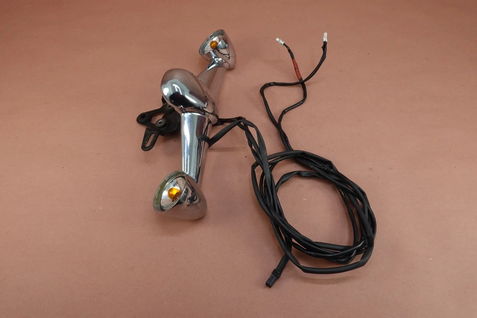 2013 07-17 TRIUMPH ROCKET III​ TOURING señales de giro traseras matrícula montaje en etiqueta Foto 4 de 4