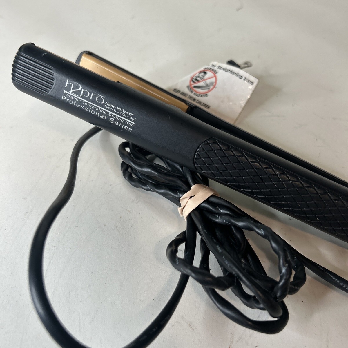 H2pro Professional Ceramic Tourmaline Styling Iron s1207yf1 