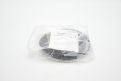 Omron Proximity Switch E2E-X1R5F1-R ( E2EX1R5F1R )