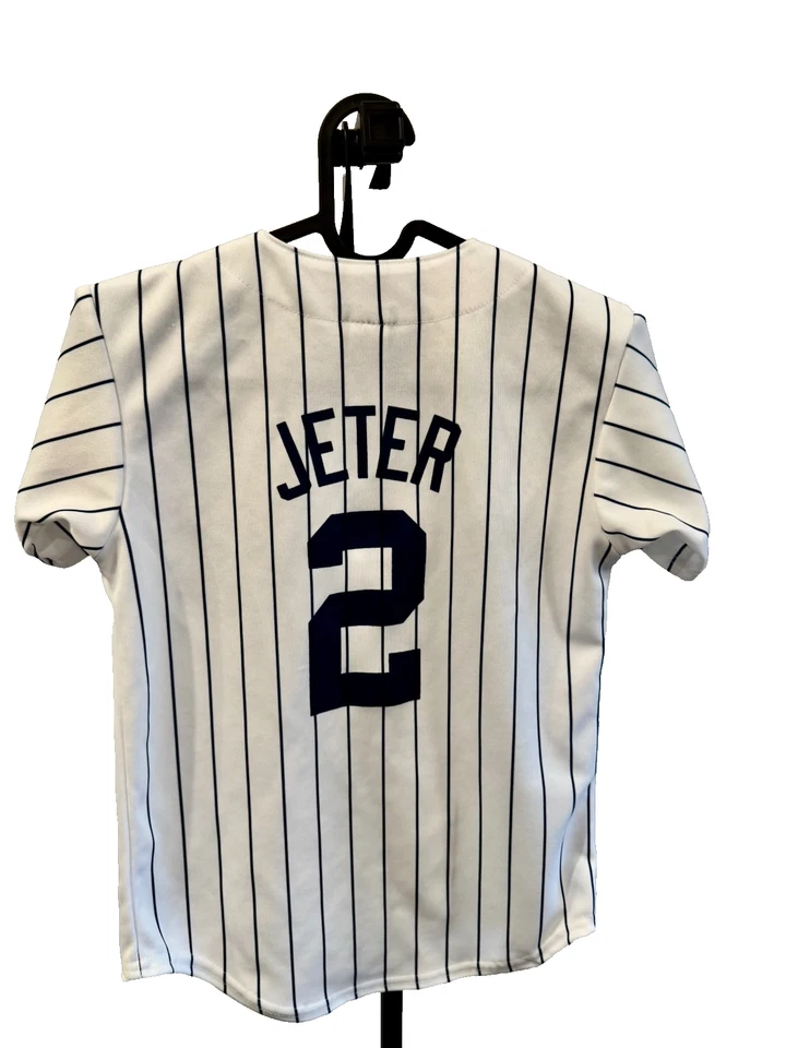 Majestic New York Yankees Derek Jeter #2 Jersey - Majestic MLB Genuine - Image 3 of 4