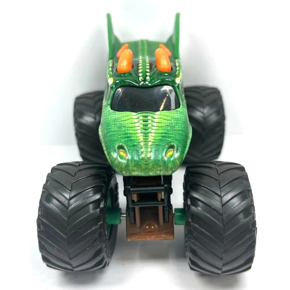 3 Monster Jam Trucks Scooby Doo Dragón Guerrero de Hierro Diecast Juguetes de Coche Coleccionables Foto 3 de 4