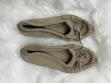 Minnetonka Kilty Hardsole Moccasin Slip-On Shoes Size 8