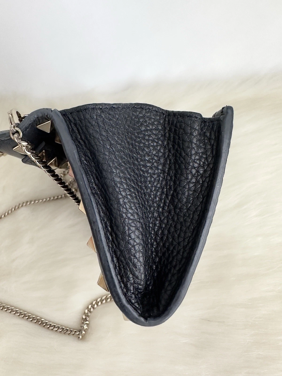 ✨Autentico portafoglio Rockstud VALENTINO GARAVANI in pelle ciottolata su catena borsa blu navy