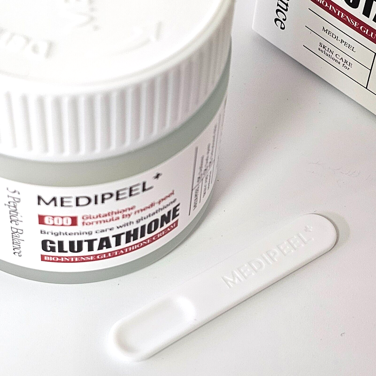 glutathione 5000mg MEDIPEEL Bio-Intense Glutathione White Cream 50g - Korea Cosmetics