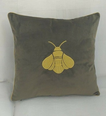 Velours-Kissenbezug mit Hampton-Fly-Stickerei