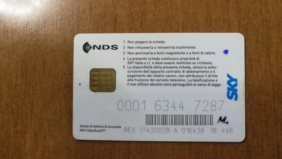 Tessera scaduta Sky uso collezione - Immagine 2 di 3