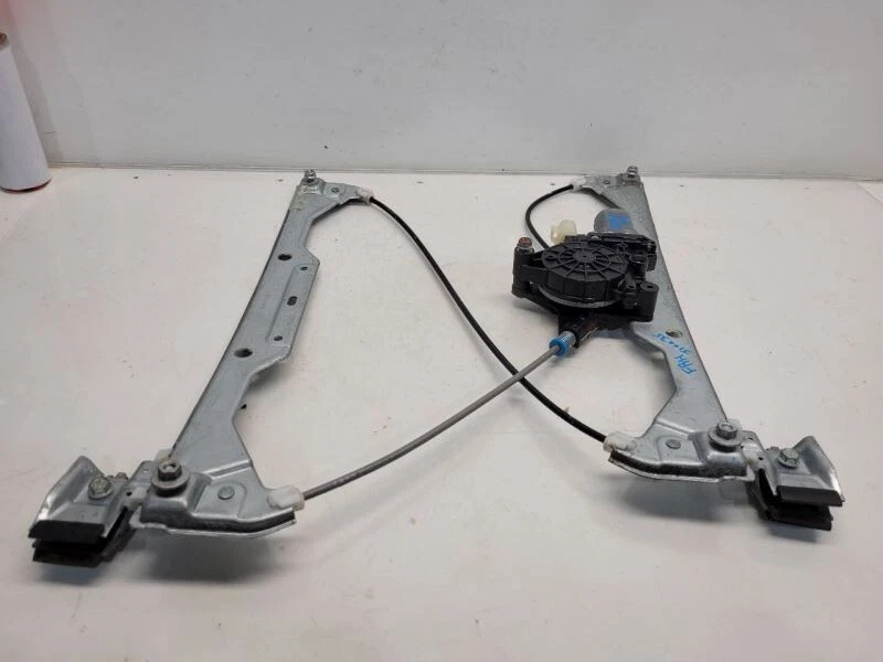 Chevrolet HHR 2008 regulador de ventana de pasajero delantero derecho con motor Foto 2 de 4