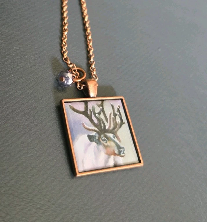 Colgante Northwoods Caribú/Alce/Reno en Oro Rosa/Cobre 12 En Cadena Foto 4 de 4