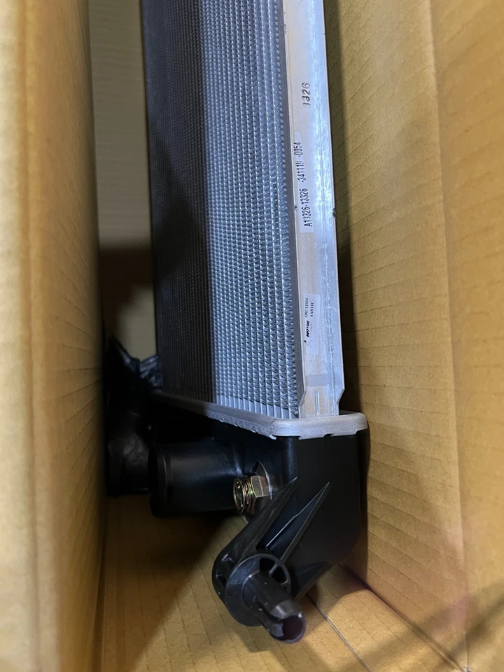 FVP RAD13326 Radiator Aluminum Core Material fits 12-16 Chevrolet Impala - Image 4 of 4