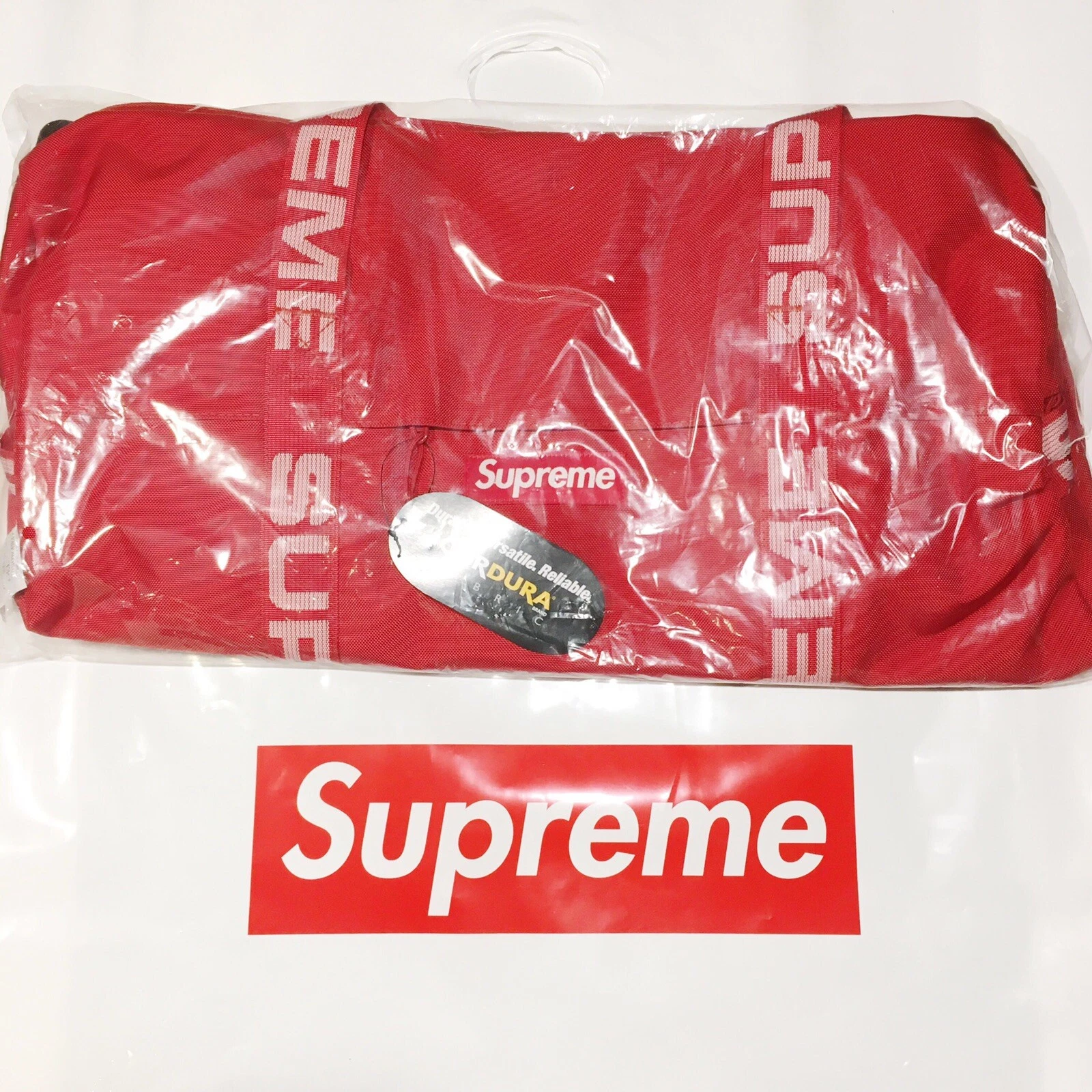 NEUF sac de sport Supreme SS18 Cordura 36 L rouge   EN MAIN 100 % authentique !