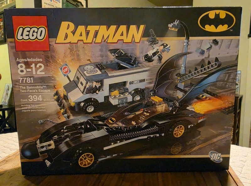 LEGO Batman 7781 The Batmobile: Two-Face's Escape 386 pcs Boxed 8-12