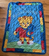 Daniel Tiger s Neighborhood Toddler Bedding Blanket Let's Make Believe