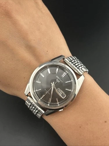 New ListingVintage SEIKO 5 6119-8020 Black Men's Quartz Watch