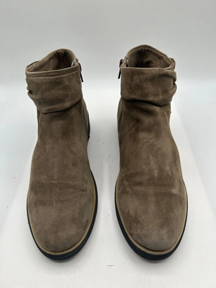 Clarks Sharon Salon Wedge Boot Women's Sz 11M Brown Leather Suede Side Zip Ankle - Image 2 of 4