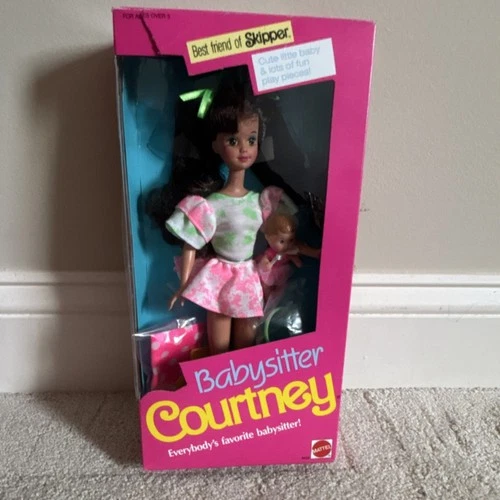 Vintage Mattel Courtney Fashion Doll Barbie Babysitter Playset 9434 Boxed
