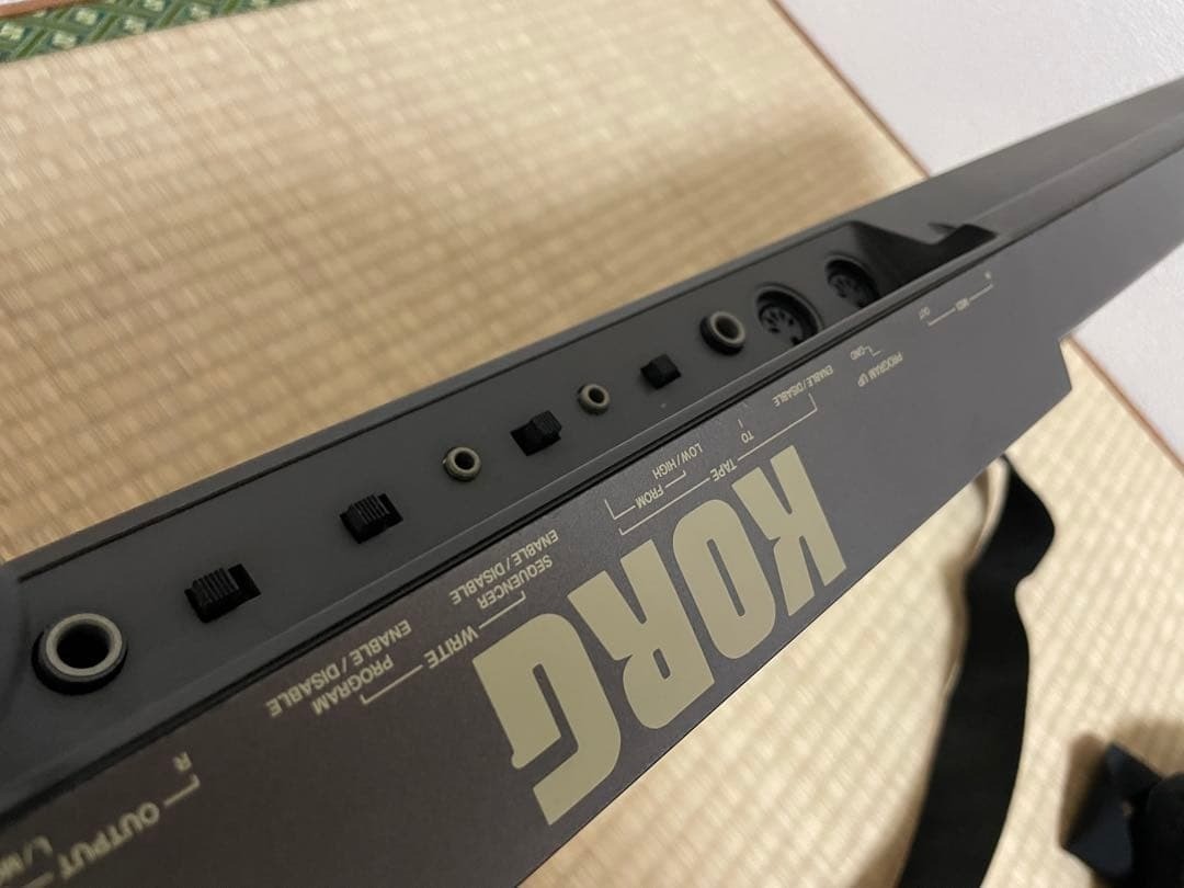 KORG Poly-800 Analog Synthesizer Keyboard 49-Key Vintage Japan