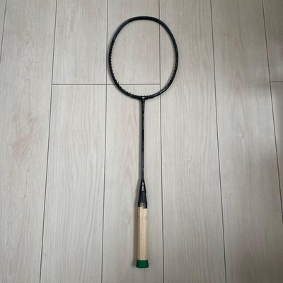 YONEX VOLTRIC Z-FORCE II Badminton Racket 4UG5 No Cracks Discontinued VTZF2