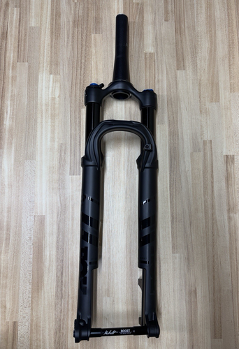 Fox Stepcast Float 32 Performance 29" 100mm GRIP