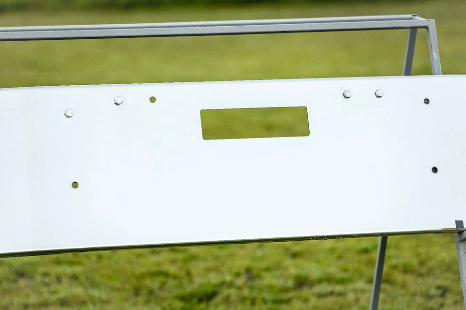 Parachoques Freightliner FLD 120/112 para eje trasero - 16" cromo con remolque - EE. UU. Foto 3 de 4