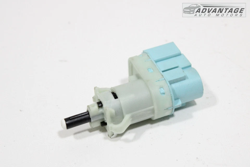 Ford Transit Connect 2019-2022 pedal de freno luz de freno interruptor sensor OEM Foto 2 de 4