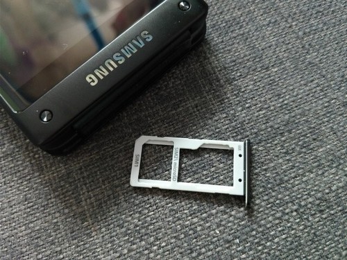 Samsung Leadership 8 SM-G9298 BK 12MP 4+64GB Dual SIM 4G Android Flip Smartphone - Picture 21 of 24
