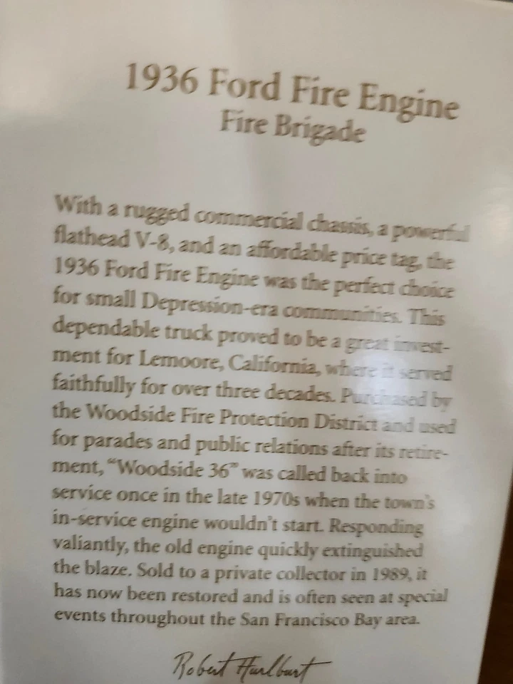 2012 Hallmark Ornament 1936 FORD FIRE ENGINE 10th in the Fire Brigade Series H58 - Image 3 of 4